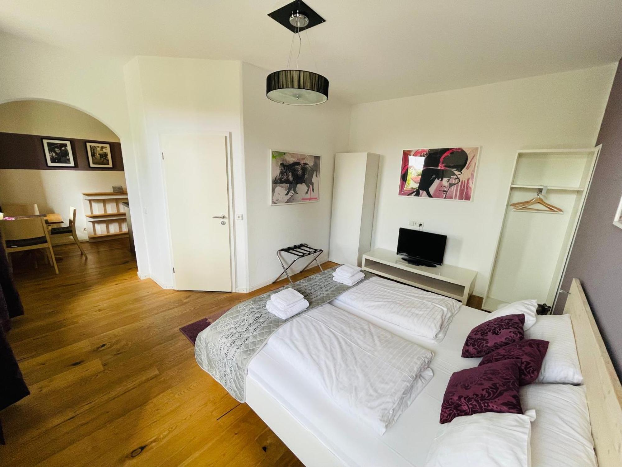 Zum Rayers Cafe-Restaurant & Boutique-Hotel Niederrotweil Room photo