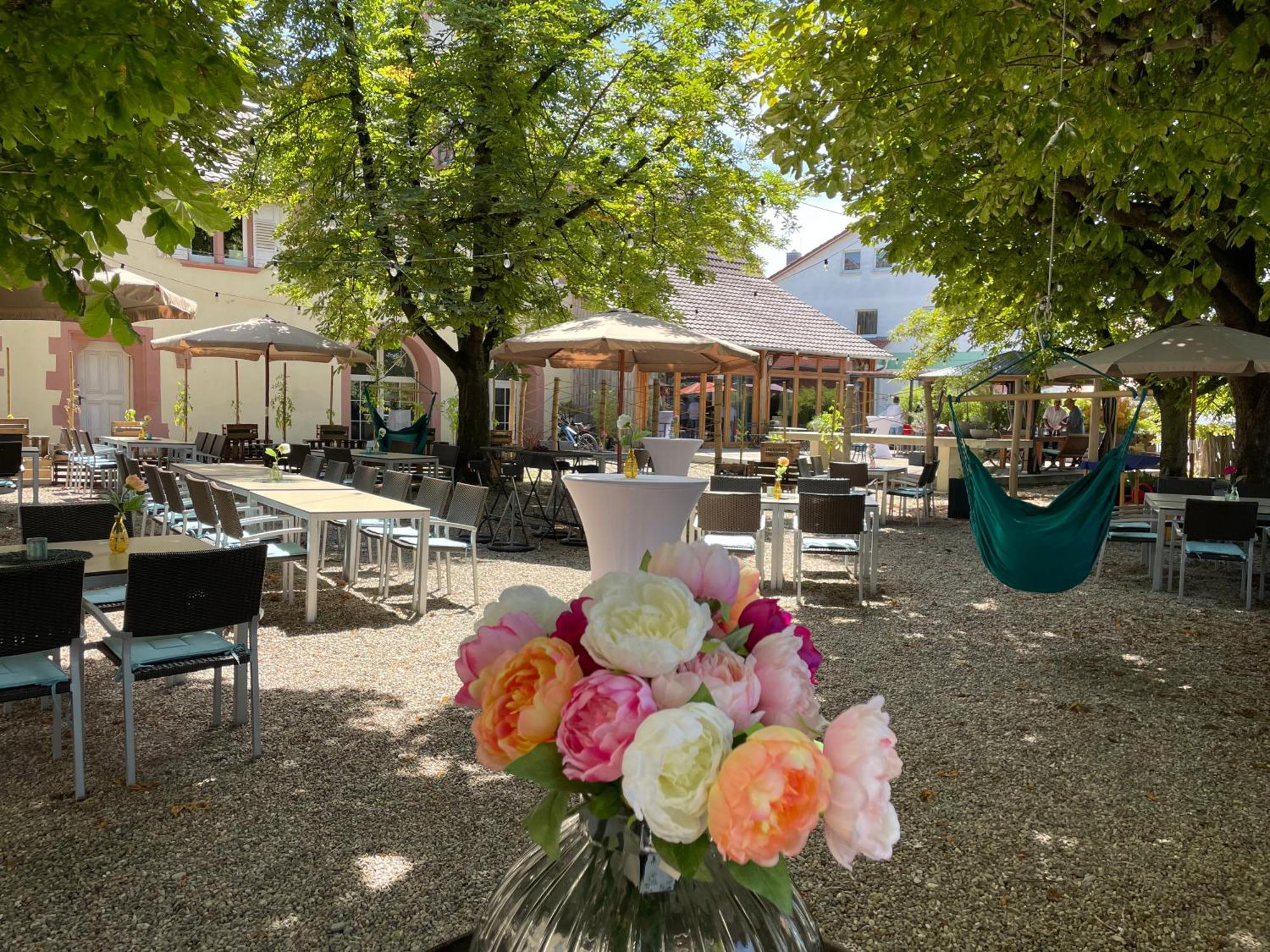 Zum Rayers Cafe-Restaurant & Boutique-Hotel Niederrotweil Exterior photo